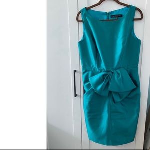 Carmen Marc Valvo | Teal cocktail dress